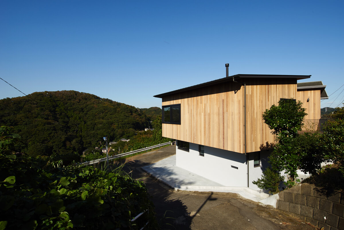 HOUSE IN ISSHIKI